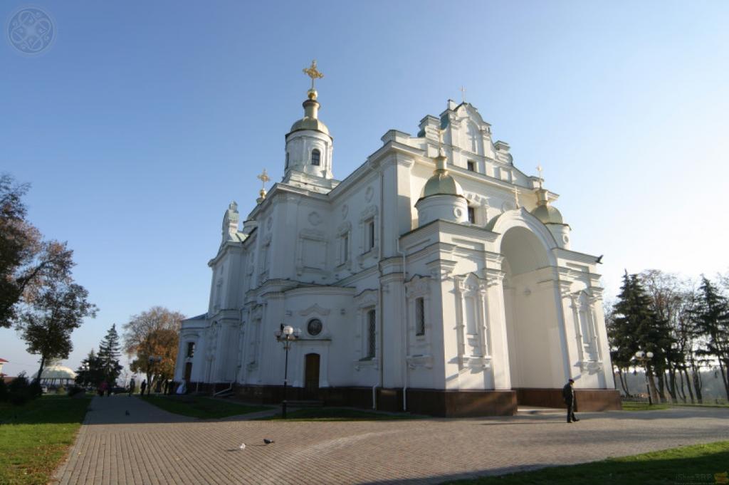 Список храмів Православної церкви України у Полтаві
