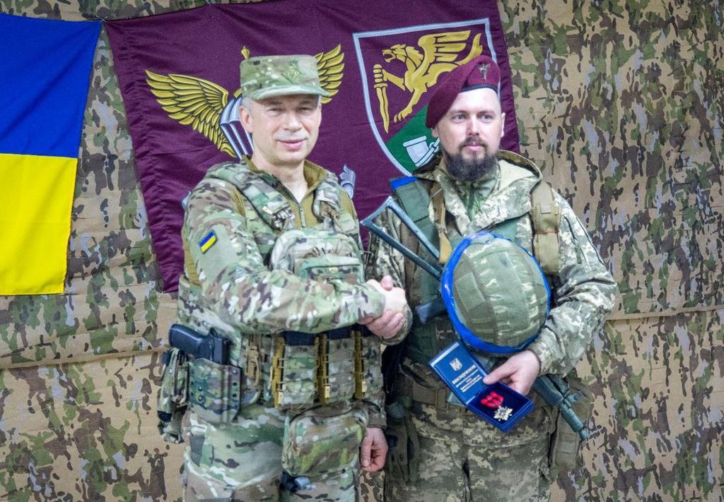Воїна з Полтавщини Головнокомандувач ЗСУ нагородив «Золотим хрестом»