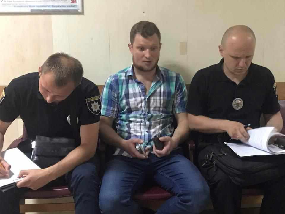 Справу щодо побиття полтавського журналіста направили у суд