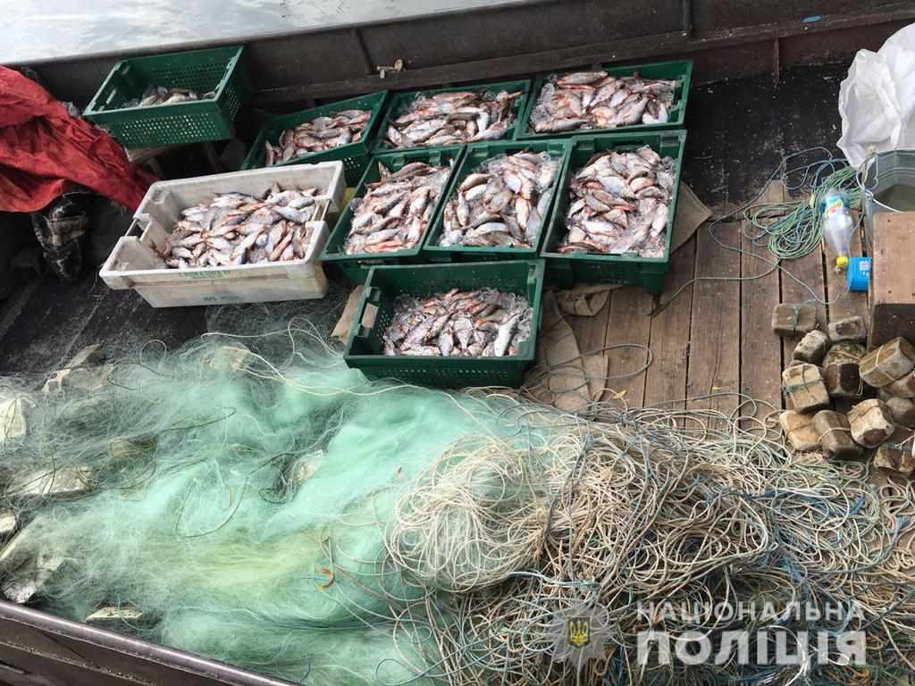 На Полтавщині браконьєри виловили 200 кілограмів риби