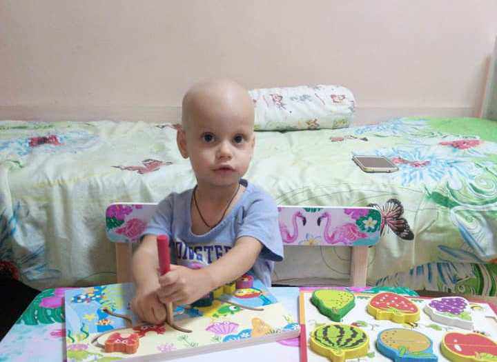 У Полтаві продовжують збір коштів на лікування дворічної Софійки Бриль, хворої на рак крові