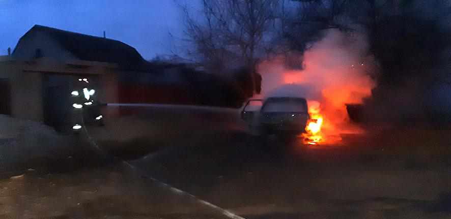 На Полтавщині спалахнула автівка