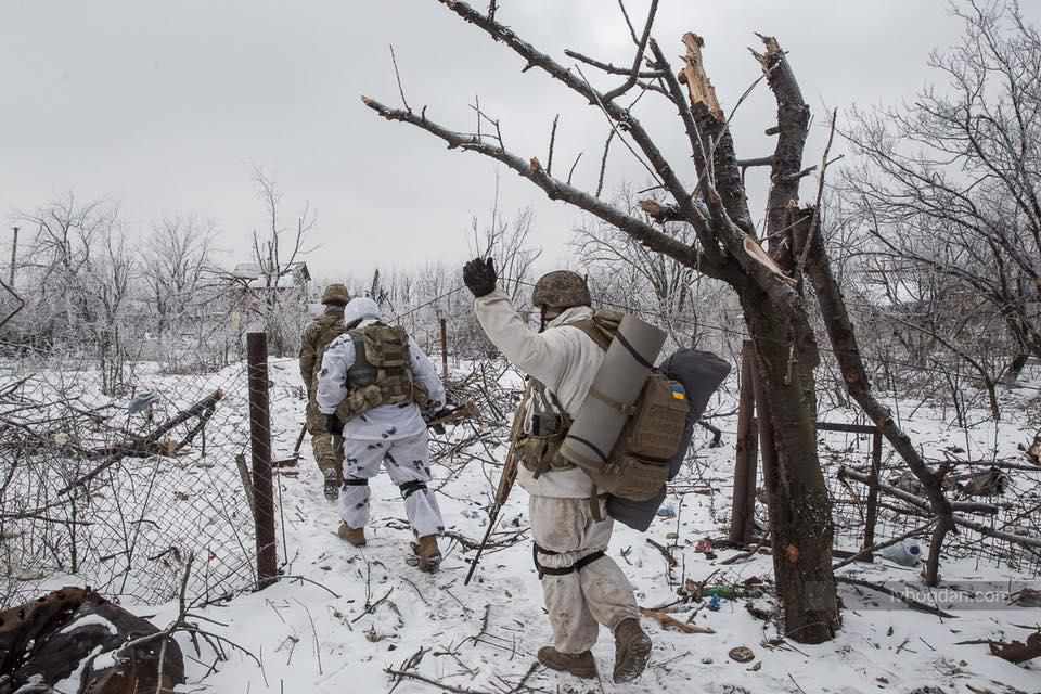 Протягом доби в районі проведення ООС поранені двоє українських військових