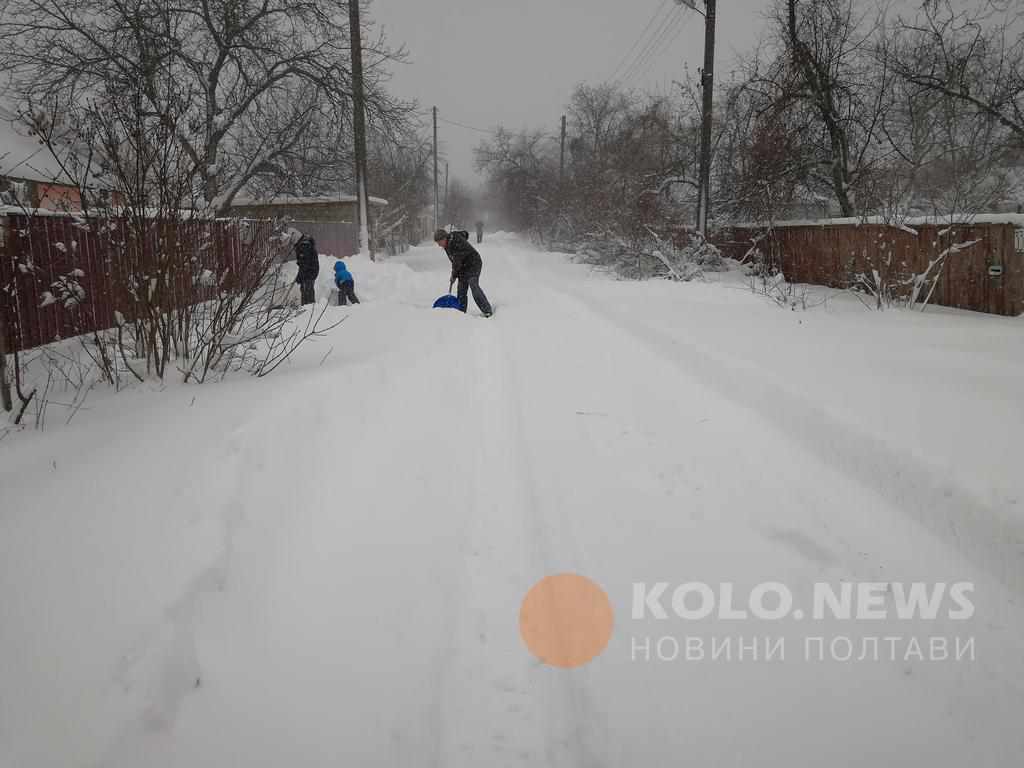 Освітянам Полтавщини рекомендують скасувати заняття у снігопади. ОНОВЛЕНО