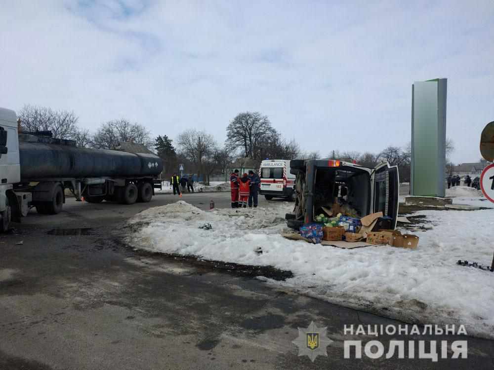 ДТП на Полтавщині: загинув водій мікроавтобуса