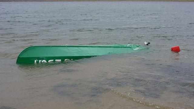 У Кременчуці перекинувся човен: жінка врятувалася, чотирьох людей шукають
