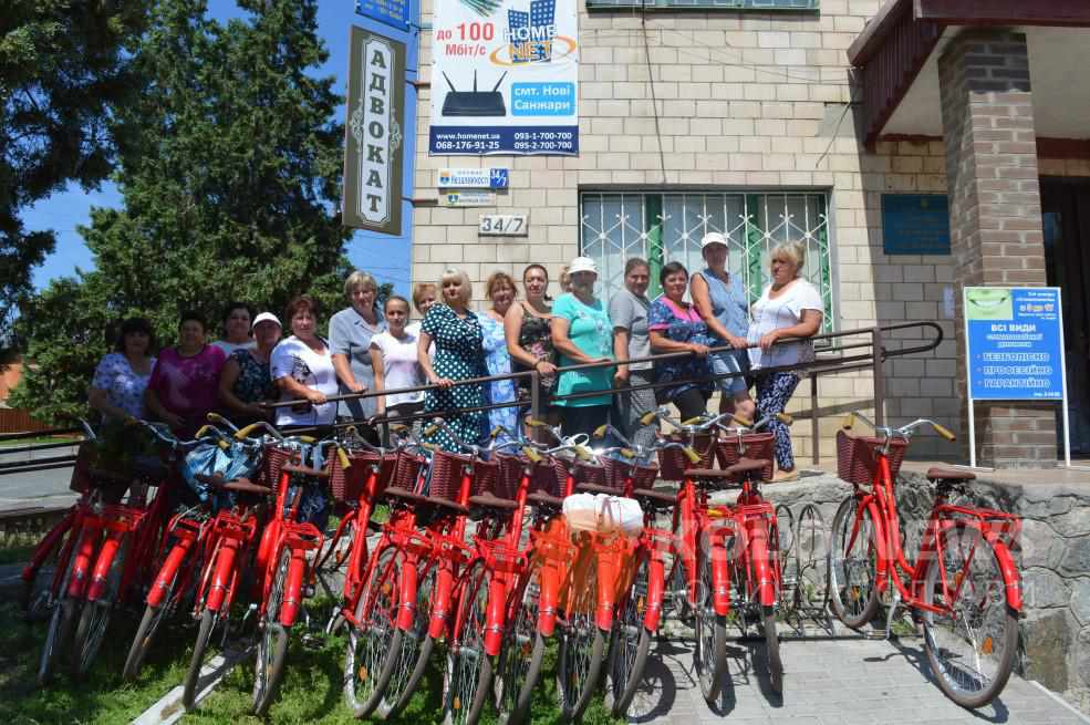Нові велосипеди та вища зарплата – на Полтавщині відкрили Центр соціальних послуг