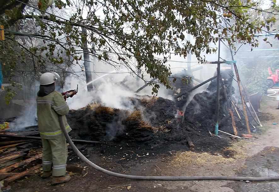 На Полтавщині в людей згоріло шість тонн сіна