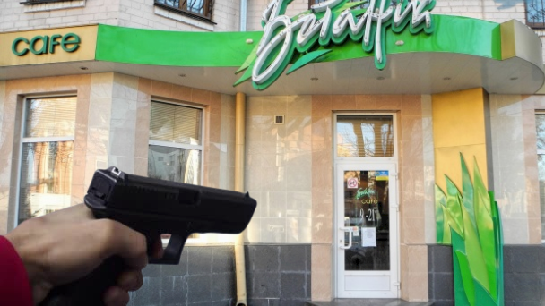 Поліція вилучила у стрільця, що поцілив у голову охоронця полтавського кафе, револьвер та набої. ВІДЕО