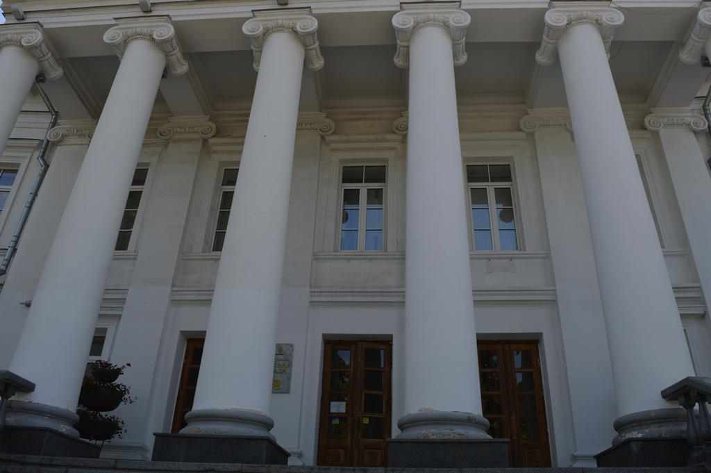 Депутати Полтавської міськради проігнорували містобудівну комісію 