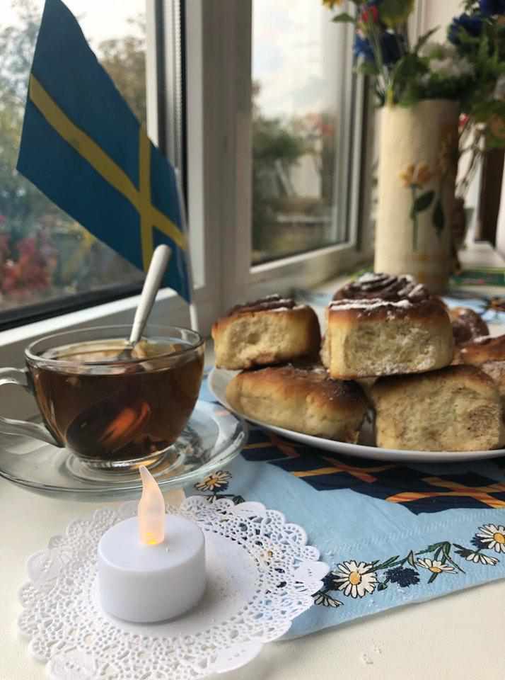 Полтавці відзначили шведський День булочки з корицею