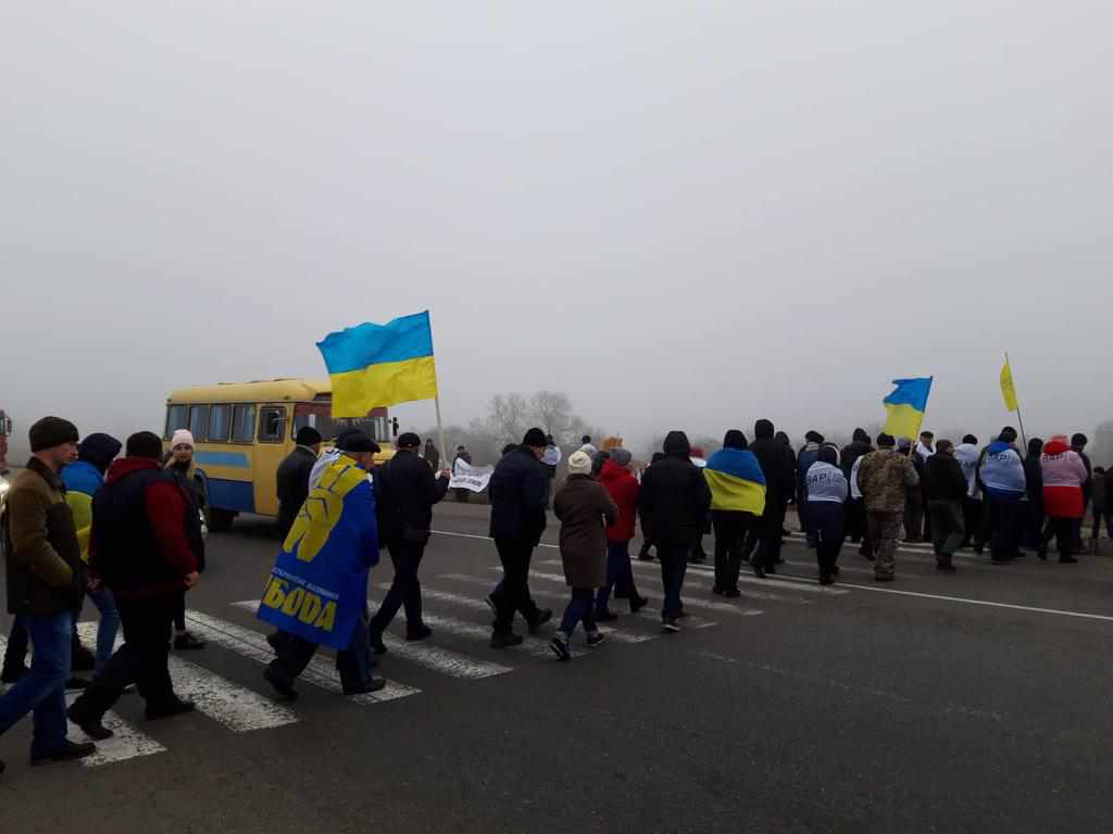 На Полтавщині мітингувальники перекрили трасу Київ-Харків