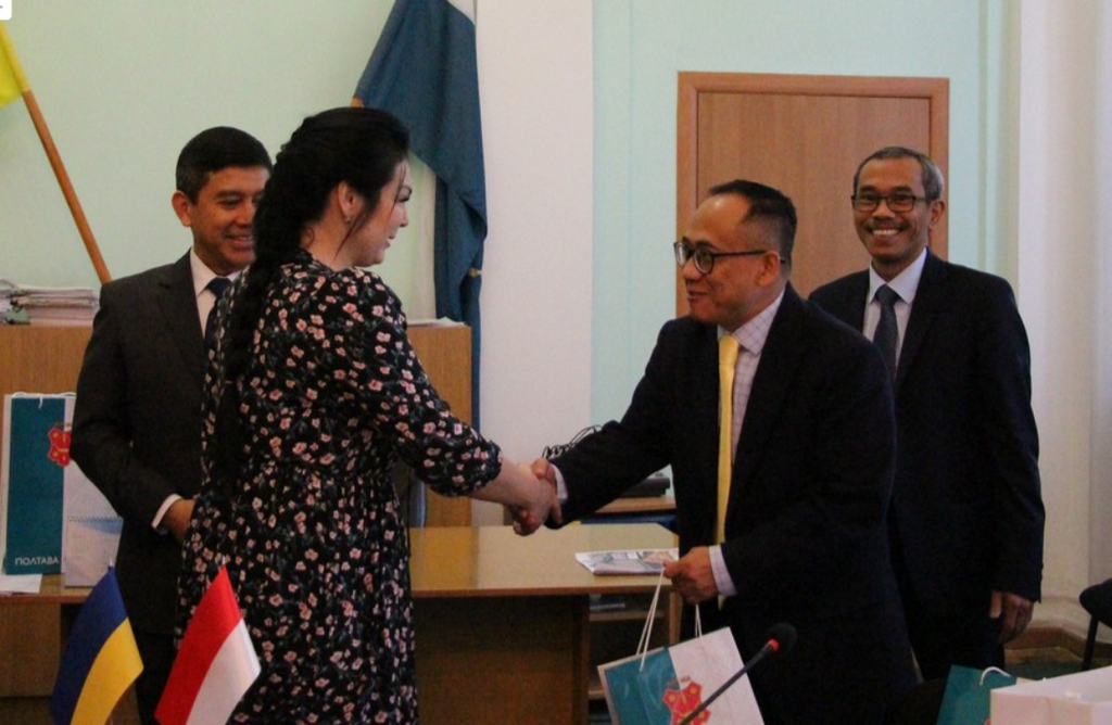 Полтаву вперше відвідали представники посольства Індонезії