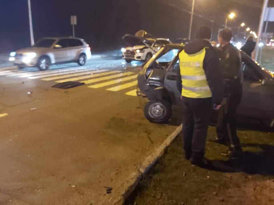 На Леваді в Полтаві авто збило чоловіка на переході. ФОТО