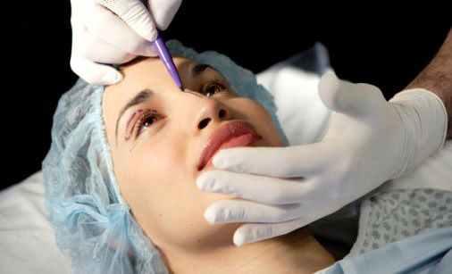 Ринопластика в клинике Extramed