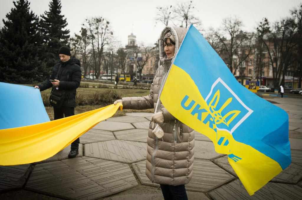 У Полтаві в День соборності України розгорнули 10-метровий прапор. ФОТО, ВІДЕО