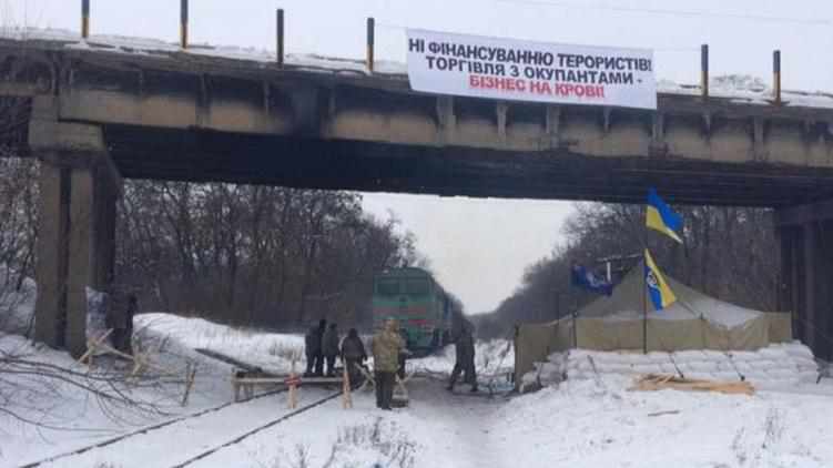 Полтавці не схвалюють блокаду торгівлі із окупованими територіями Донбасу: опитування
