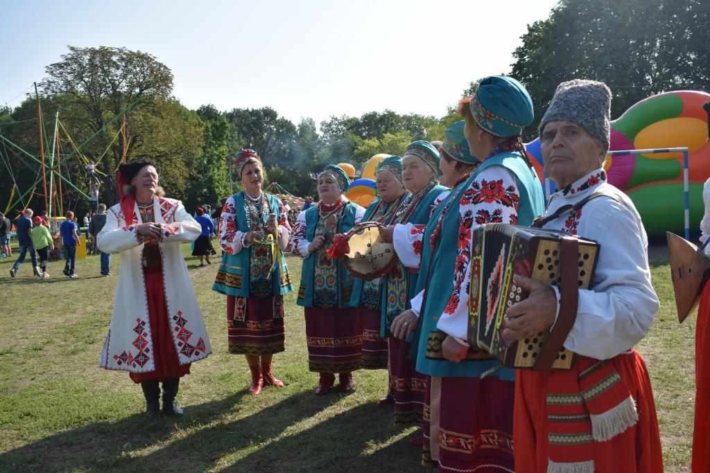 На Полтавщині відбулося традиційне обласне «Свято Веселої мудрості»