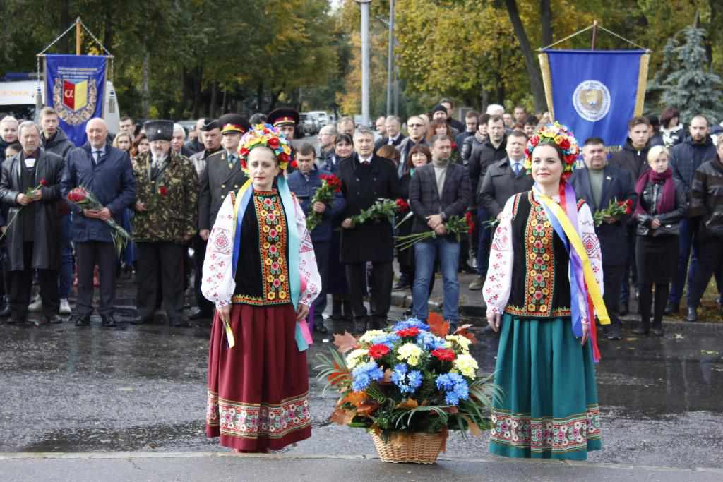 У Полтаві розпочалися урочистості до Дня захисників України. ФОТО