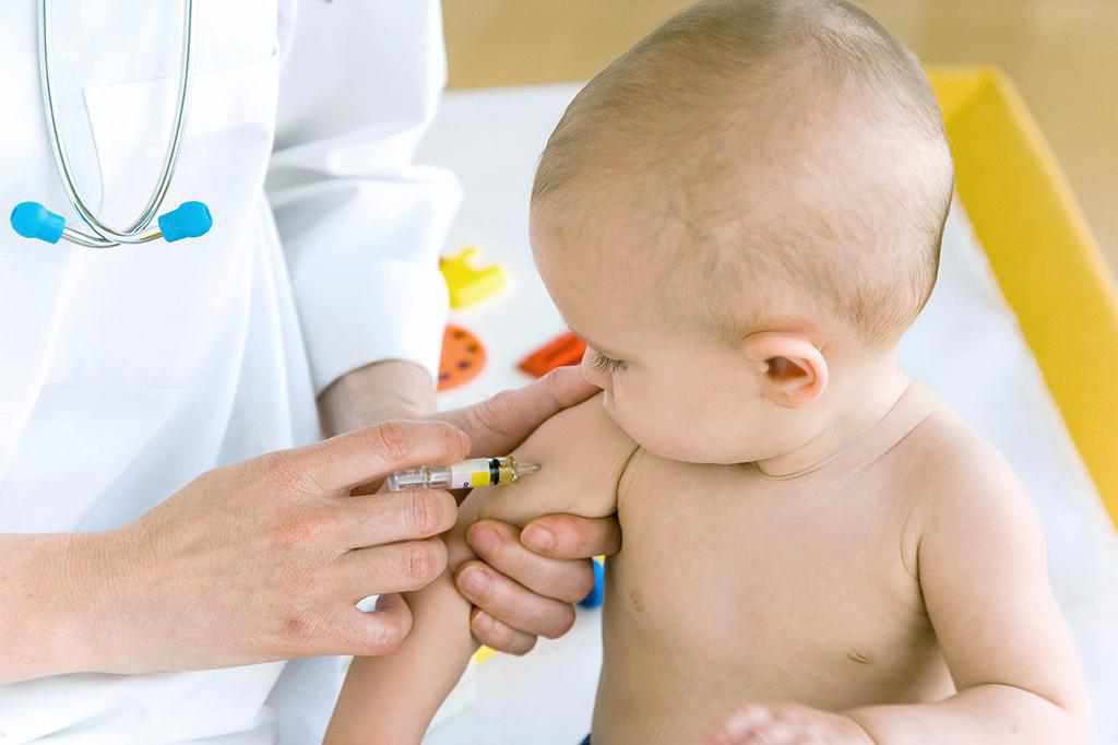 Щеплювати дітей чи ні: чому на Полтавщині  батьки відмовляються від вакцинації та що кажуть лікарі. ІНФОГРАФІКА