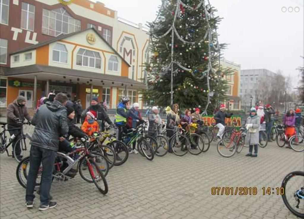 У Миргороді влаштували різдвяний велопробіг