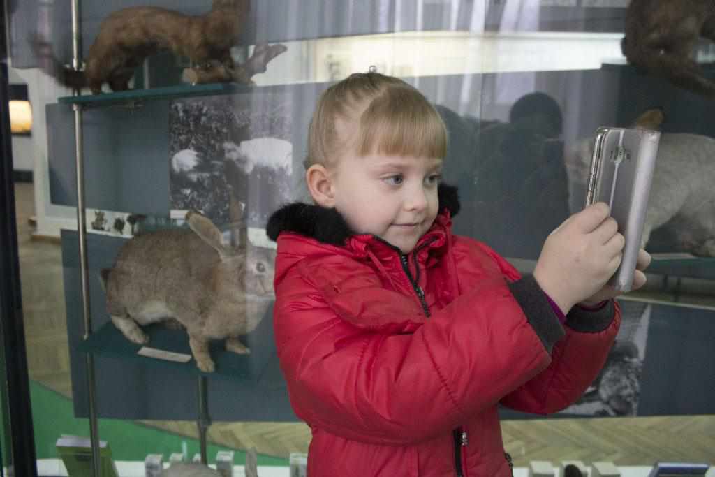 Селфі з мамонтом, волами та скіфськими бабами: Полтавський краєзнавчий музей долучився до міжнародного флешмобу