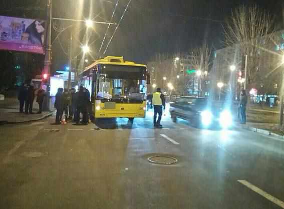 Суд виніс вирок водію полтавського тролейбуса, який на пішохідному переході збив трьох дітей 