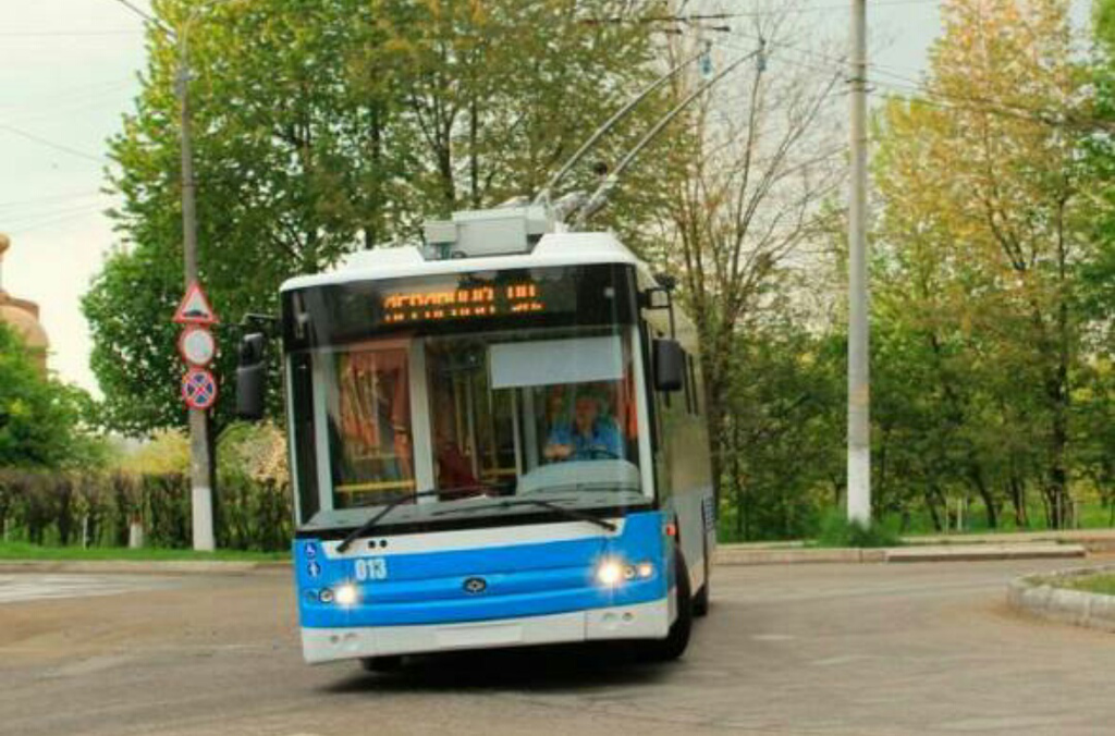 Влада Полтави хоче взяти величезний кредит на нові тролейбуси