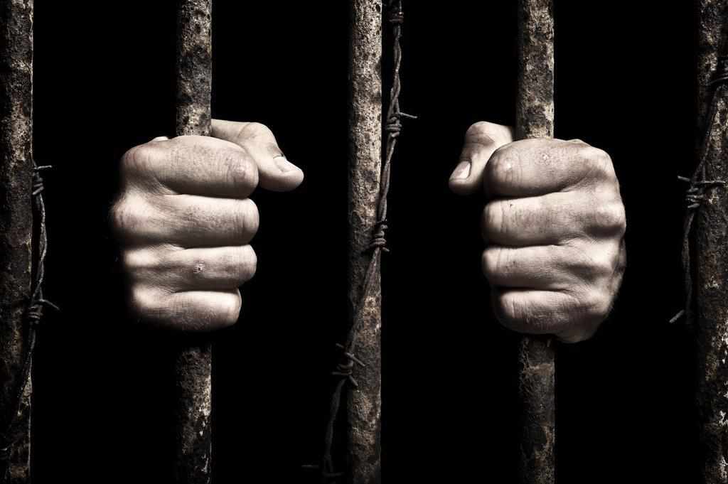 На Полтавщині чоловіка засудили за сім зґвалтувань і грабежі