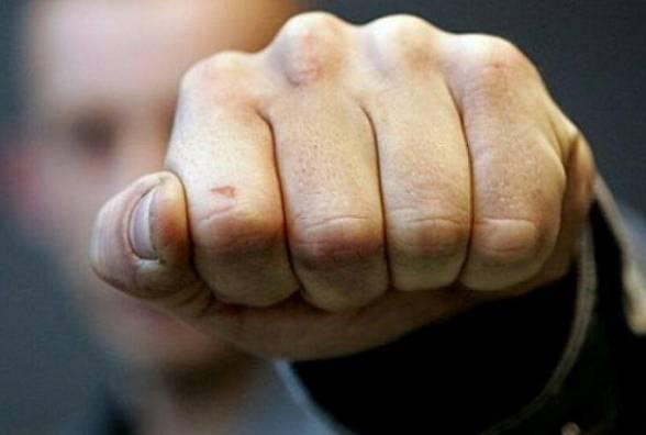 Чоловіка, який побив та пограбував полтавку, засудили до чотирьох років