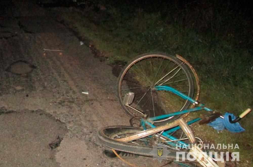 На Полтавщині 26 вересня під колесами вантажівки загинув велосипедист