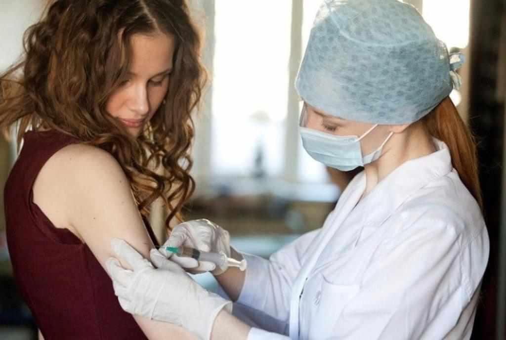  Полтавцям радять вакцинуватись від грипу, зберігши здоров’я та кошти 