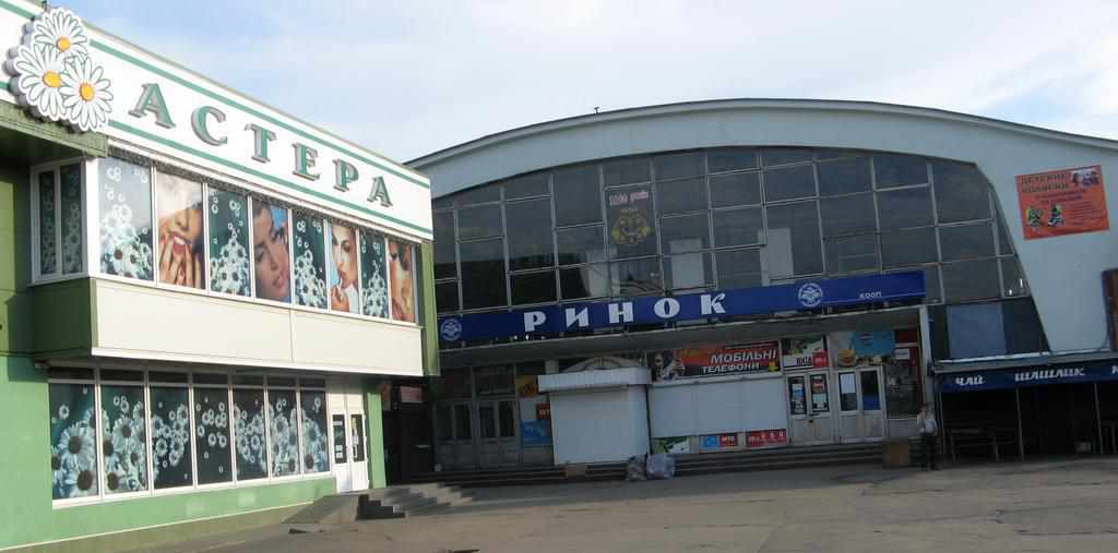 Стрілянина на ринку у Полтаві: поліція оголосила підозру 21-річному чоловіку