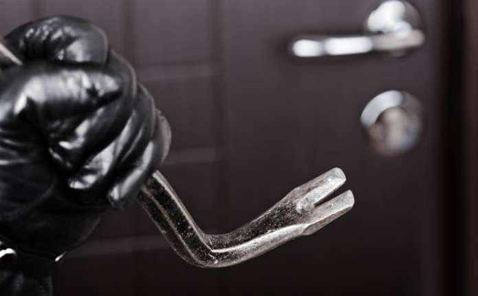 У двох містах на Полтавщині  затримали підозрюваних у пограбуванні магазинів