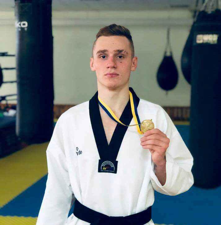 Вадим Боярин привіз до Полтави нагороду чемпіона України