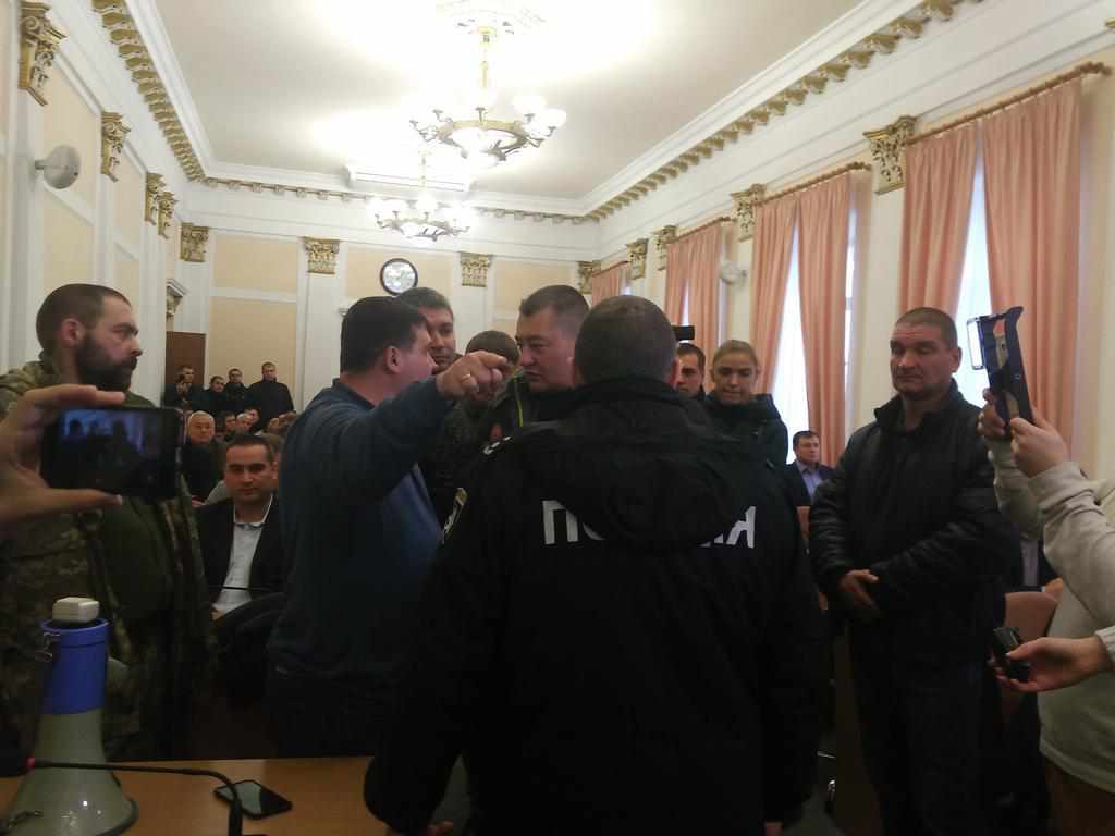 Засідання виконкому Полтавської міськради переносили тричі: пояснення, чому. ОНОВЛЕНО