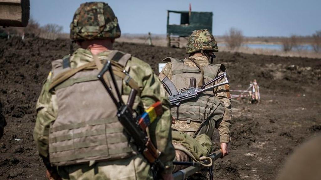 25 листопада на Донбасі отримали поранення двоє українських військових