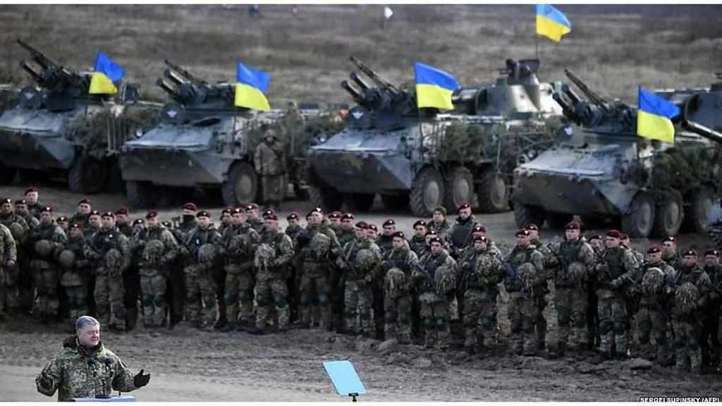 Воєнний стан в Україні: що це значить та чого очікувати