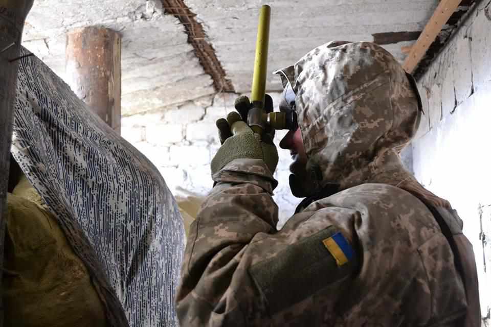 Позиції український військових обстріляли 12 разів