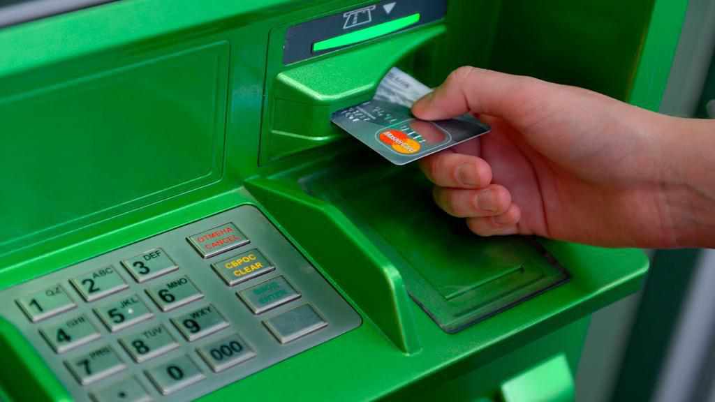 На Полтавщині зафіксували кілька випадків крадіжок банківських карток
