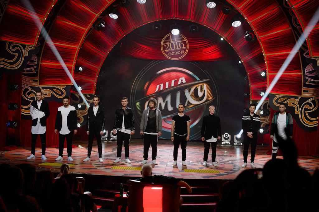 Фіналісти «Ліги сміху» «Збірна Кременчука Лукас» розповіли, хто пише жарти для команди та як їм працювалося з обома тренерами