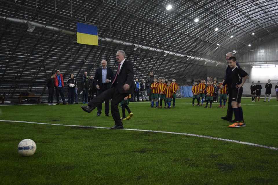 У Розсошенцях оновили спортивний комплекс. ФОТО