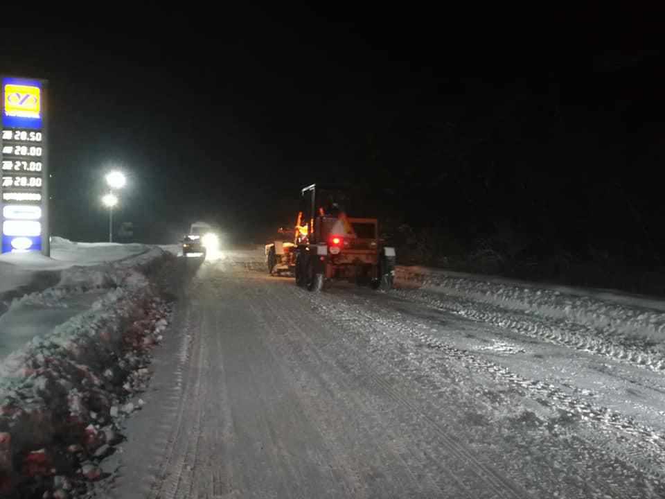 Полтавщину засипає снігом: яка ситуація на дорогах