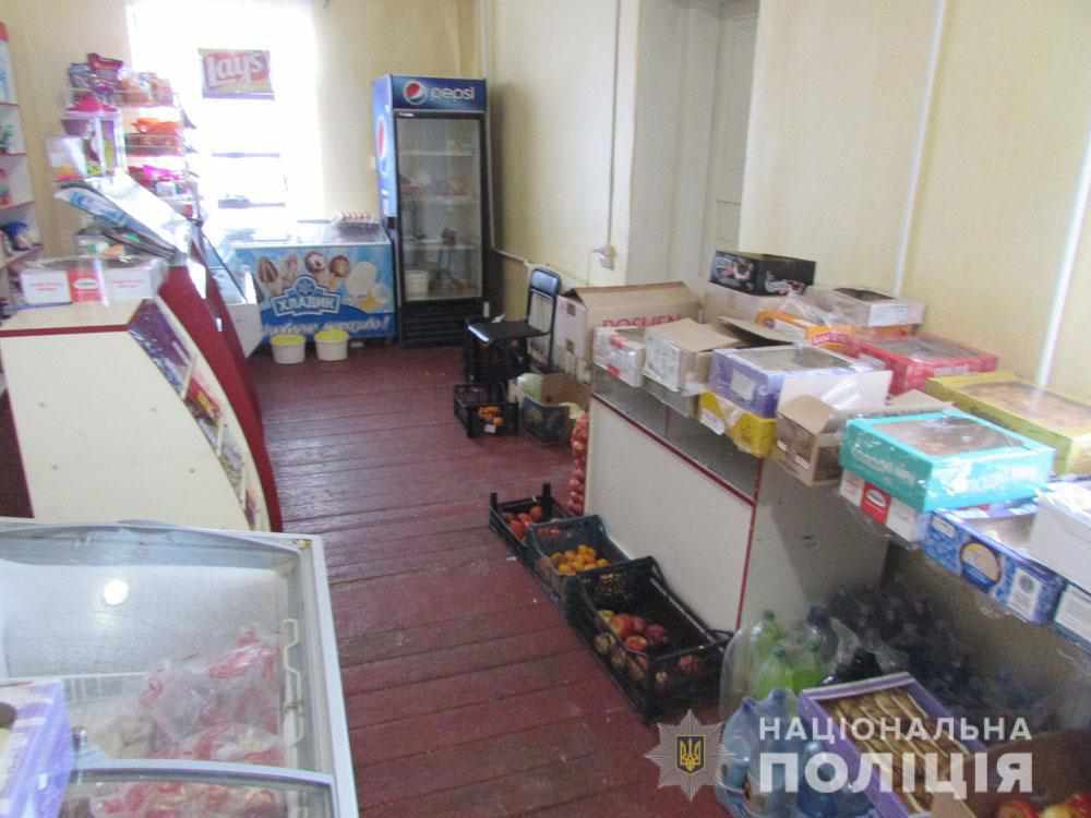 На Полтавщині чоловік обікрав продуктовий магазин