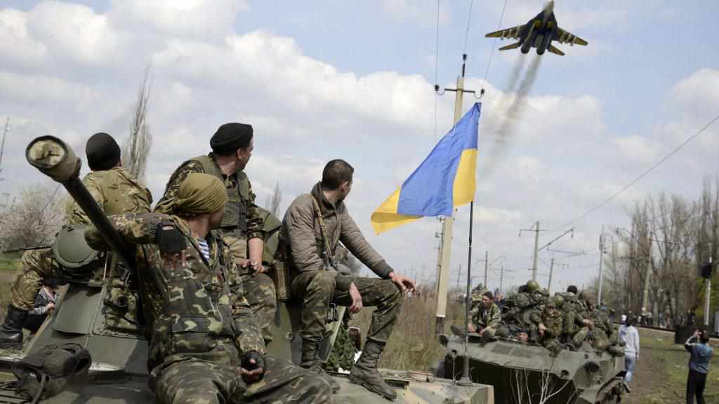 Українські військові знищили чотирьох окупантів, ще шістьох поранили
