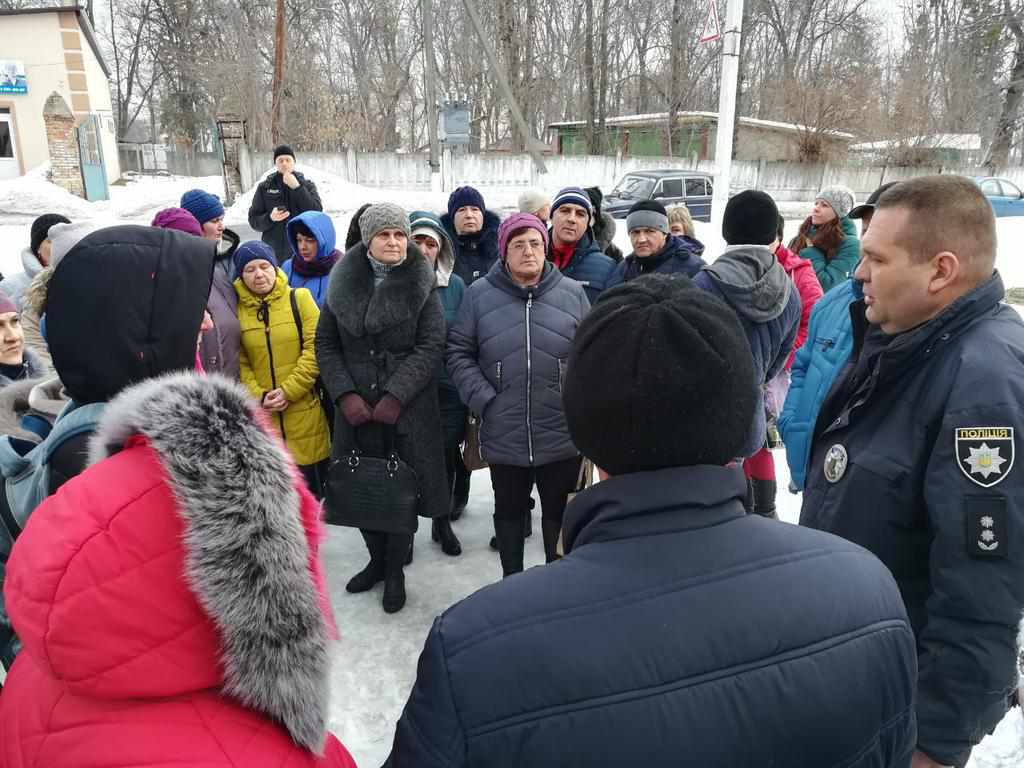 У Гадячі люди судяться, бо сирзавод не заплатив зарплату