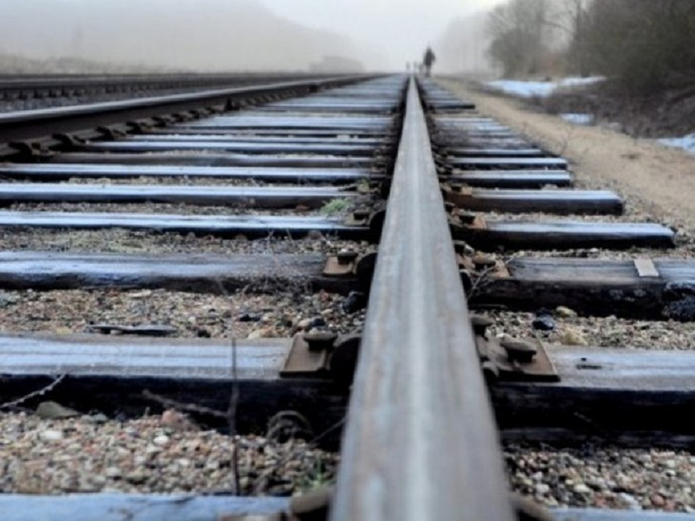 На Полтавщині не можуть встановити особу загиблого під потягом
