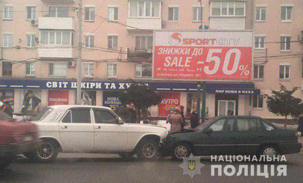 Лобове зіткнення: в центрі Полтави сталася ДТП