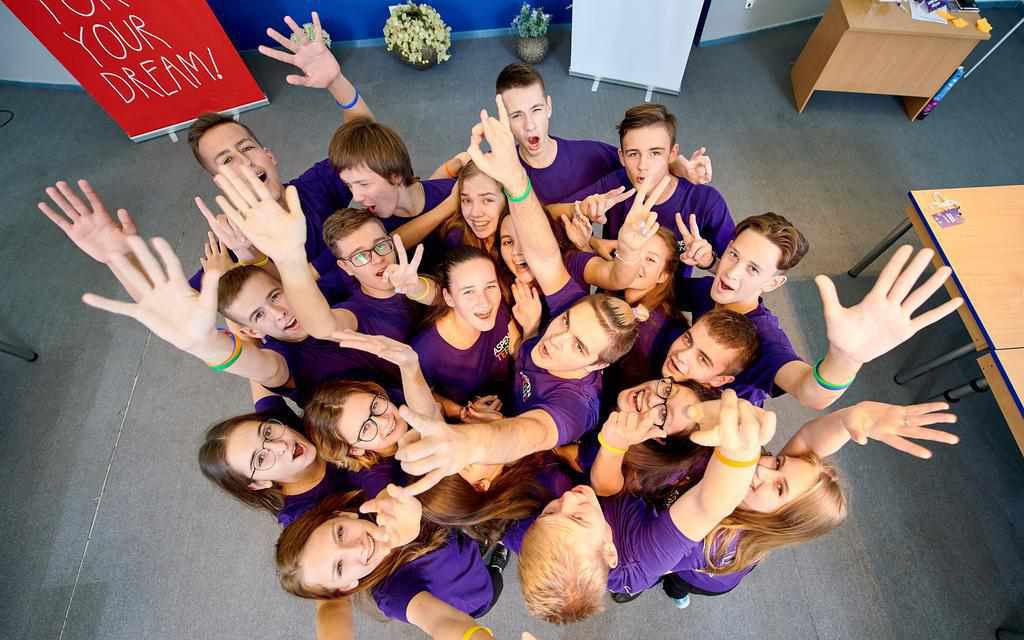 Полтавських старшокласників запрошують взяти участь у проекті «Обрії майбутнього»