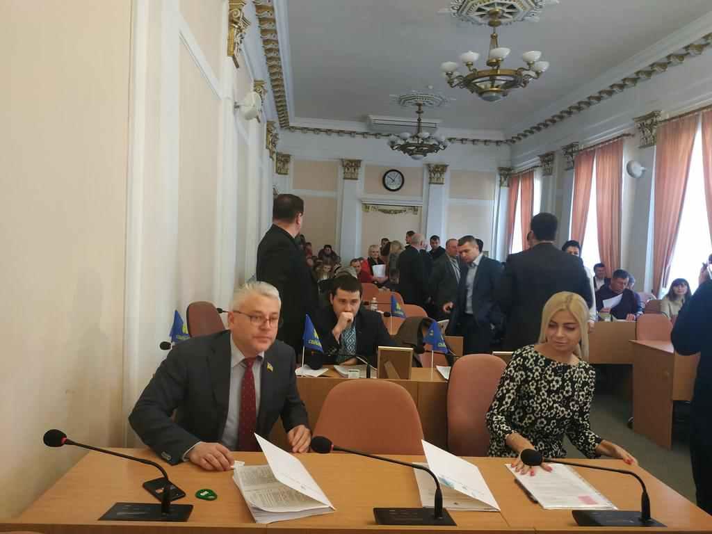 Сесія Полтавської міськради: представили нову депутатку, обговорювали земельний аукціон. ОНЛАЙН-ТРАНСЛЯЦІЯ. ФОТО